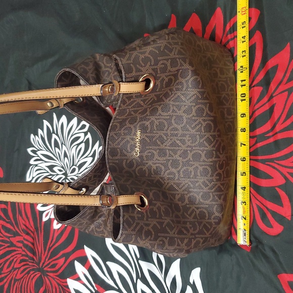 Calvin Klein Signature Brown & Tan Tote Bag - Picture 6 of 11